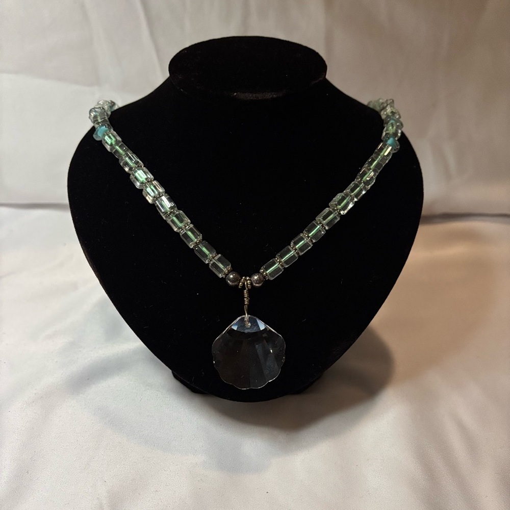 Clear Shell Necklace